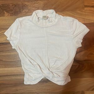 🤍Twist Crop Top🤍